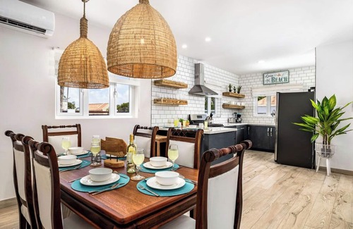 Savaneta Villa | Secluded Beachfront Gem ~ Pool ~ Patio ~ View ~BBQ