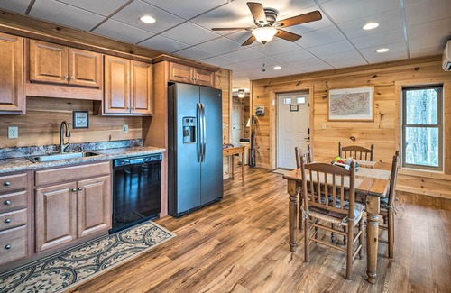 Black Mountain Cabin | Secluded Black Mountain Cabin w/On-Site Pond!