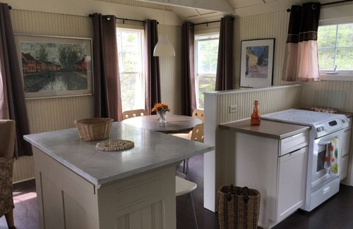 Murray Harbour Cottage | Secluded cottage situated on the rocky shores of Eastern PEI