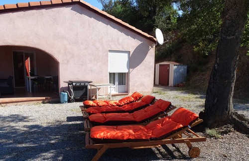 Montauriol Villa | Secluded country villa for 4 with pool and fantastic views