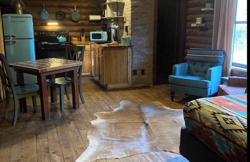 Paluxy Cabin | Secluded Escape with a hot tub, surrounded in nature