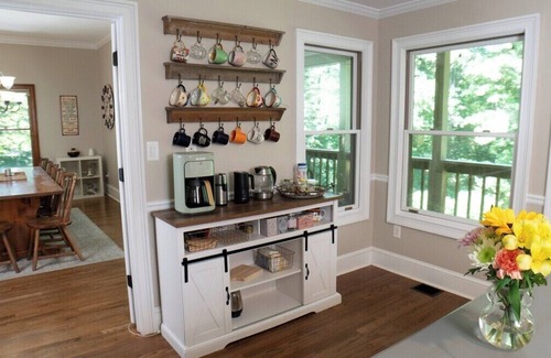 Suwanee House | Secluded/Fully Furnished/Slps 10