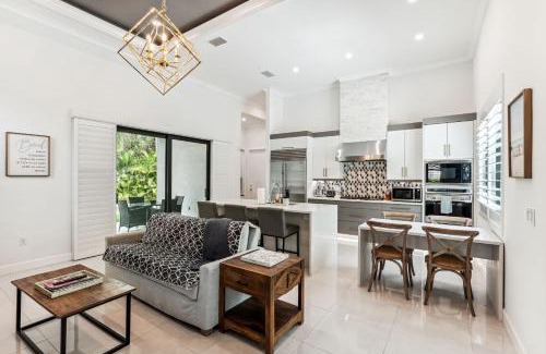 Naples House | Secluded Guest House In Logan Woods on an Amazing Amenities Filled Property