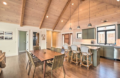 Carrabassett Valley House | Secluded Kingfield Abode w/Idyllic Mtn Views