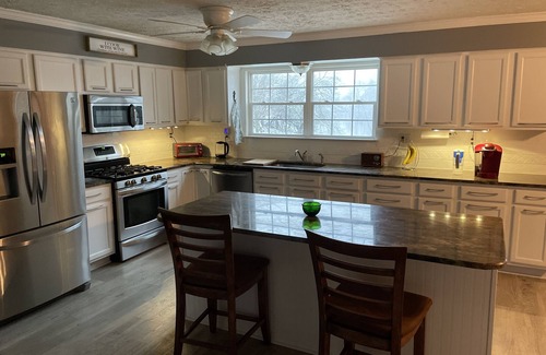 Point Lookout House | Secluded lake front home in Southern Maryland - Fish, Kayak, Relax