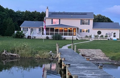 Point Lookout House | Secluded lake front home in Southern Maryland - Fish, Kayak, Relax