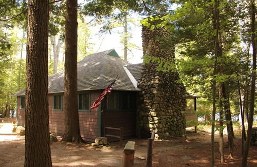 Fayette Cabin | Secluded Lakefront Cabin in the heart of Kennebec County