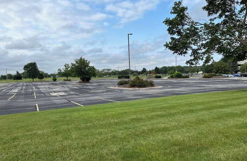 De Pere RV Rental | Secluded parking lot available to rent for the 2025 NFL Draft in Green Bay, WI