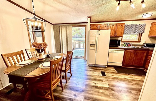 Hayward House | Secluded/Pet-friendly home on 3+ acres, close to downtown Hayward/ATV Trails