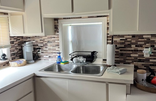 Estero House | Secluded private 2-bedroom house in Estero walking distance from Starbucks plus