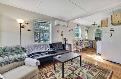 Homosassa Cottage | Secluded Retreat – Walk to Boat Launch!