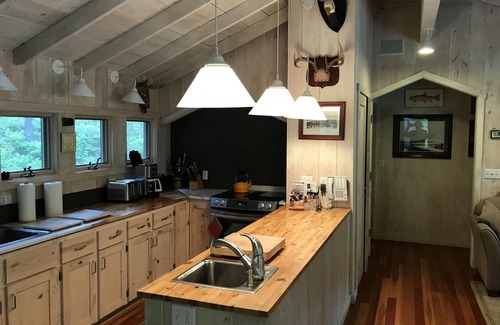 Darby House | Secluded Riverfront Paradise-the Tailwater House: not the average rental.