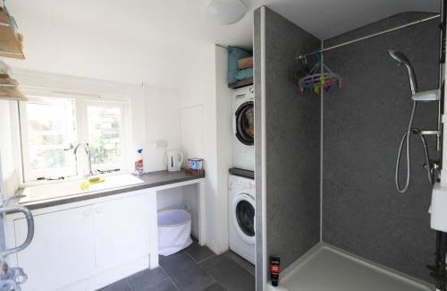 Mylor Apartment | Secluded woodland annex between Mylor and Flushing