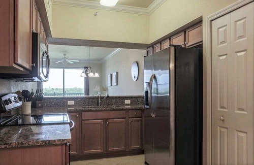 Braden River Condo | Second Floor River Strand Condo Overlooking the Golf Course - Sunny Life