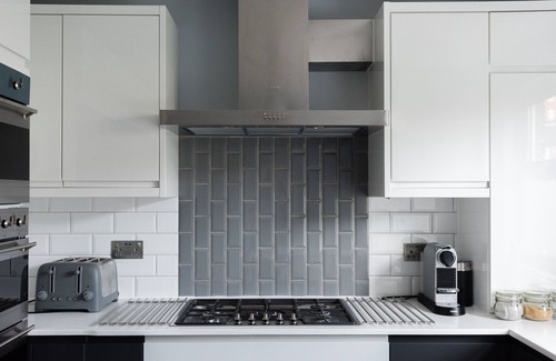 Vauxhall Ski Chalet | Second Nest Nine Elms