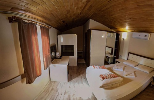 Cirali House | Secret Garden Bungalows Hotel