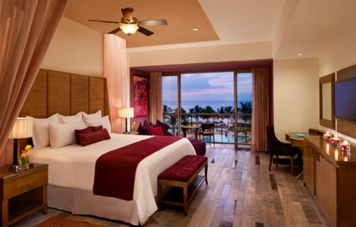 Las Glorias Resort | Secrets Vallarta Bay Resort & SPA - Adults Only