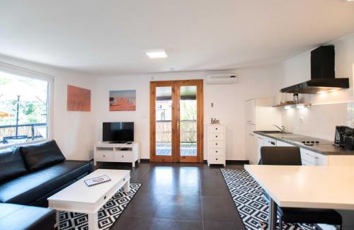 Weiden am See House | Seehaus Sonne