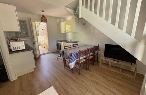 Le Penon Apartment | Seignosse Ocean, patio villa, rated 2 stars, located in a quiet area, close to the beach, ideal.
