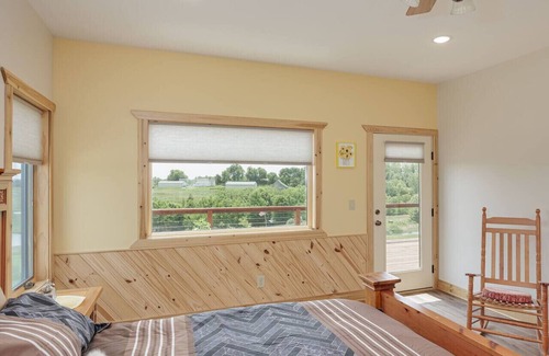 Buchanan County Apartment | Selah Hills Ranch- East Wing