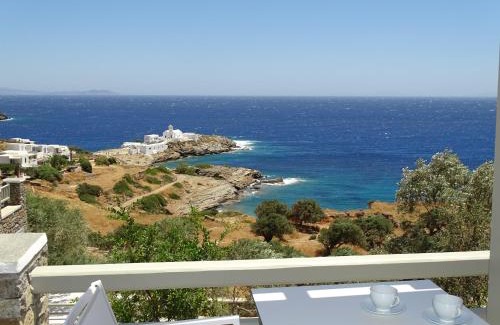 Chrisopigi Hotel | Selana Suites