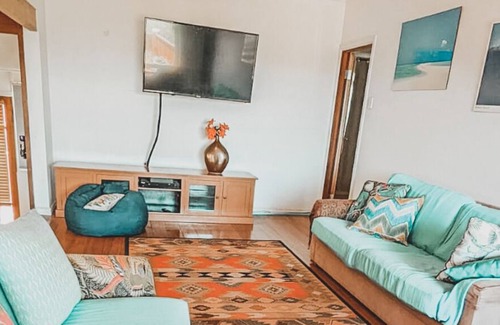 Lancelin House | Seldom Inn