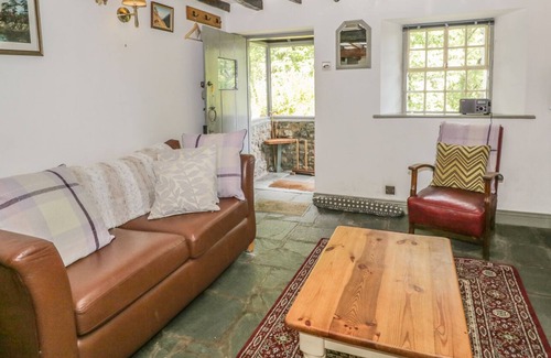 Glenridding Cottage | SELDOM SEEN, family friendly, with open fire in Pooley Bridge