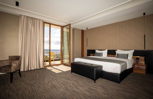 Dajt Resort | Select Hill Resort