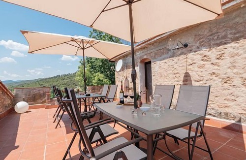 Castellnou de Bages Cottage | Self catering La Vila D'Argençola for 6 people
