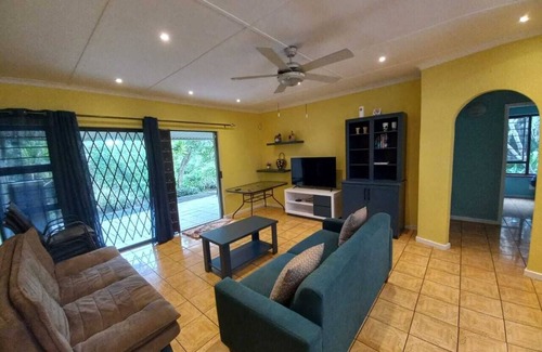 Scottburgh South Condo | Self catering accommodation with a garden view. 100mt from the beach