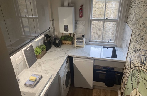 Covent Garden Apartment | Self Contained Top Floor Apartment in the heart of London’s West End