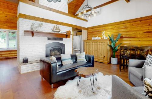 Blaine House | Semiahmoo Bay Splendor