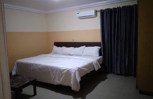 Ikotun Cabin | Semper Diamond Lodge