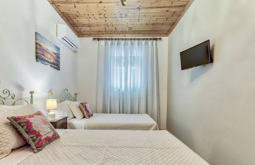 Agios Leon House | Sempreviva - Lovely holiday home in a serene location