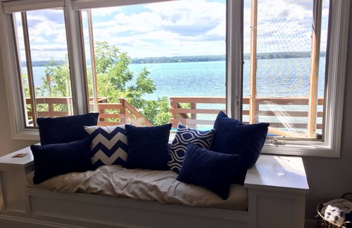 Oaks Corners House | Seneca Sunsets - Waterfront, hot tub, new dock, great views, central location!