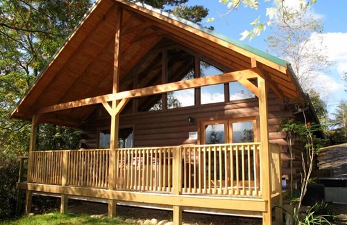 Gatlinburg - Pigeon Forge Cabin | Seneca