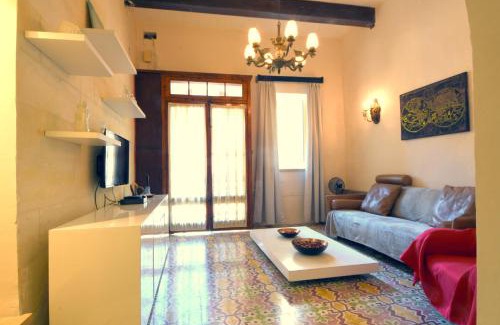 Senglea House | Senglea medieval house