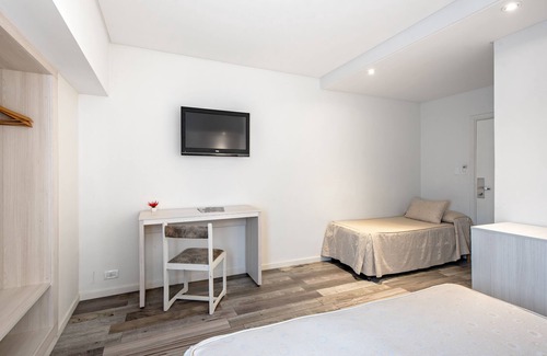 La Perla Hotel | Sennac Hotel