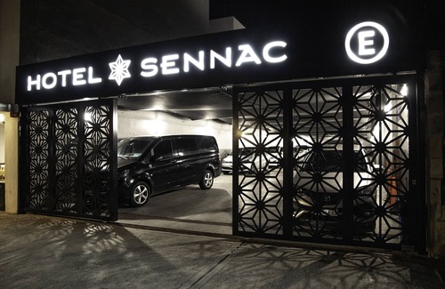 La Perla Hotel | Sennac Hotel