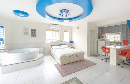 Suwon House | Seonjaedo Secret spa Pension