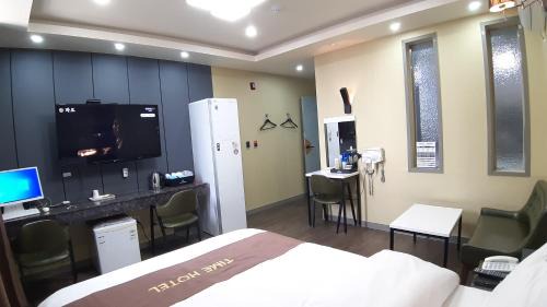 Seolcheon-myeon Hotel | Seosan Time Hotel