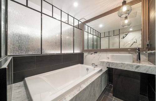 Bongcheon-dong Hotel | Seoul National Univ Stn 54beonga