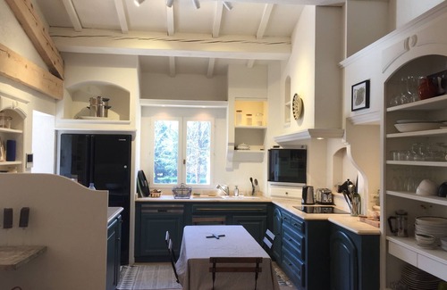 Avignon House | Serendip