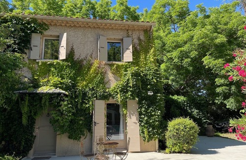 Avignon House | Serendip