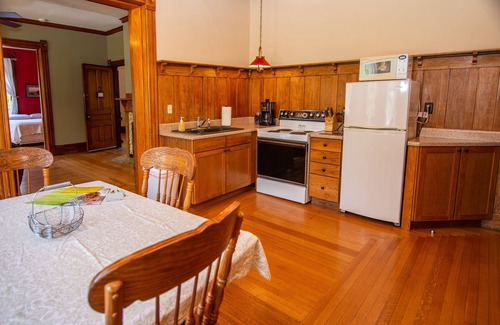 Grand Haven Apartment | Serendipity Resort & Suites