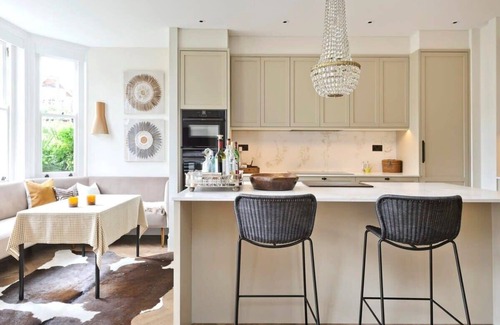 Southfield Apartment | Serene 2 Bed Apartment, Chiswick