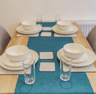 Moseley Apartment | Serene Apartment in Moseley