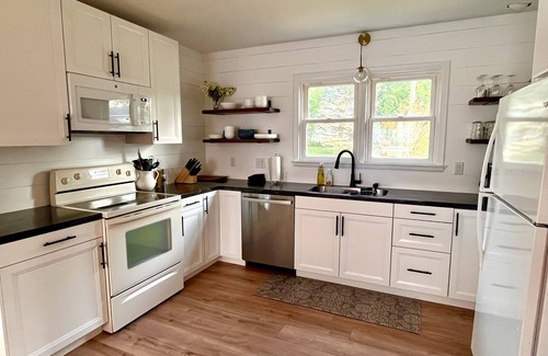 Green Lake Cottage | Serene Cottage with view of Green Lake