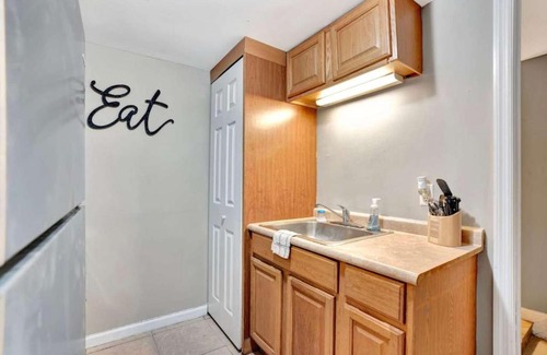 Clarksville Apartment | Serene Downtown Clarksville Villa