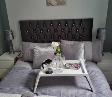 Maidstone Apartment | Serene getaway Apartments
